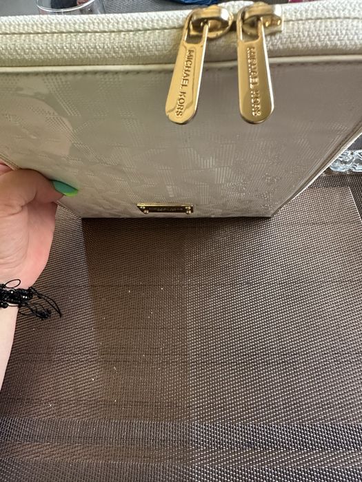 Protect case tableta michael kors