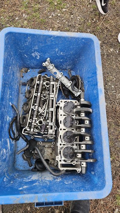 Piese gsx r 600 K1 k2 k3