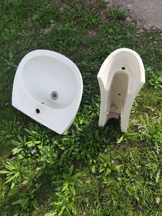 Раковины и стойки