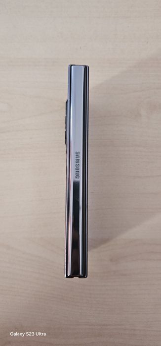 Samsung z fold 4