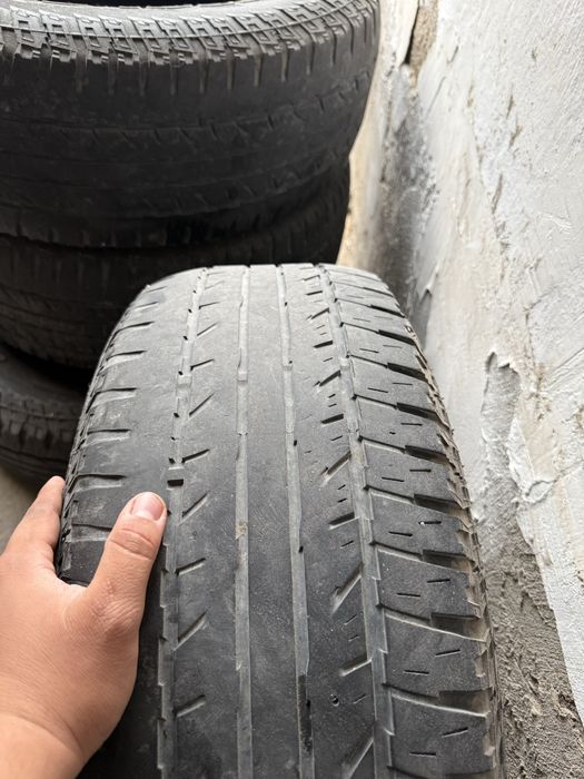 Yokohama 275/65 r16
