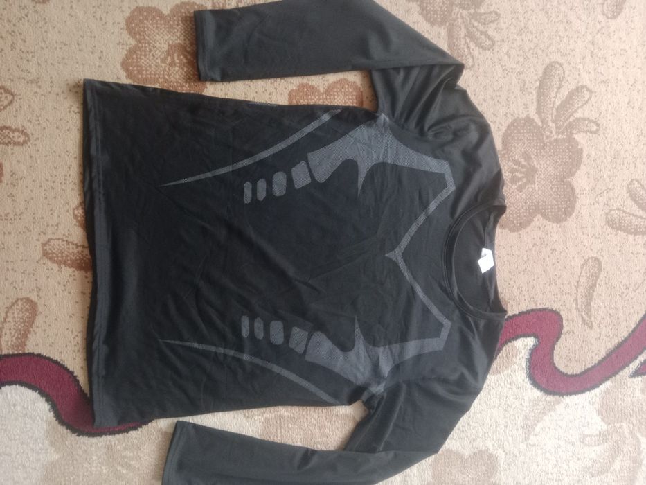 Костюм для тренировок