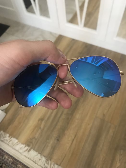 Солнцезащитные очки Ray-Ban