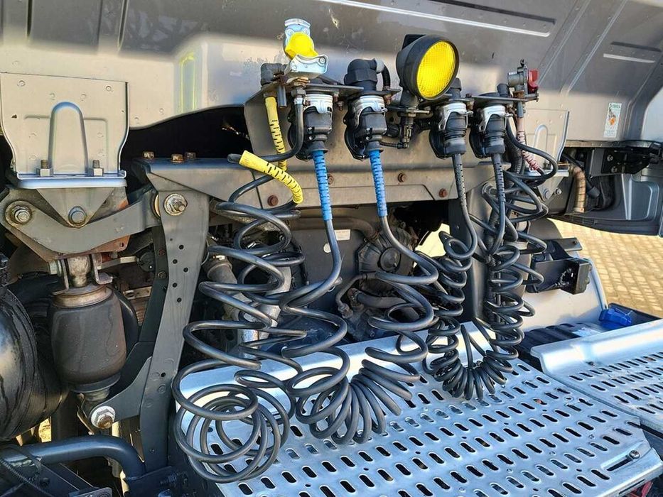 Тягач Iveco Stralis XP 480 4X2