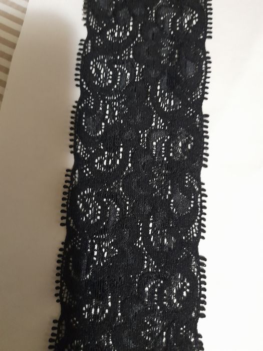 Dantela elastica neagra