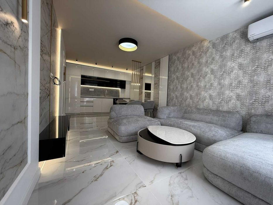 Продава се Двустаен апартамент в Пловдив, Остромила - 96 кв.м за 2448 €/кв.м - Снимка #3