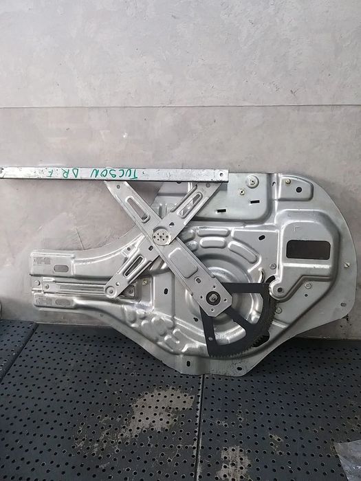 Macara geam electric dreapta fata hyundai tucson 824802e010