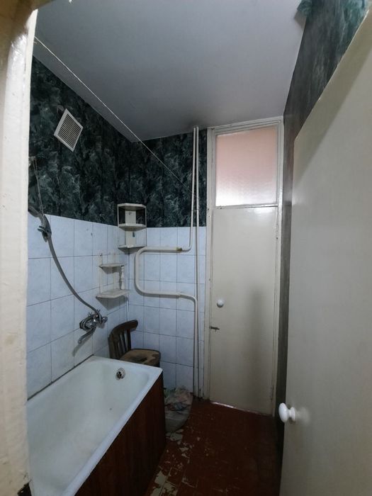 ПРОДАЁТСЯ 1/2/4- ТТЗ-1, Диадора, передел в 2-х, не торец 42000!