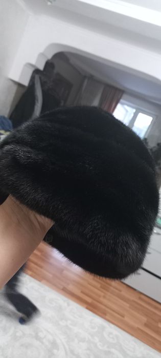 Продам 3 норковые шапки