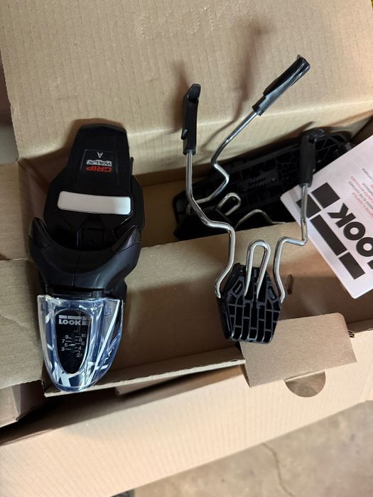 Ски head V4I 163см