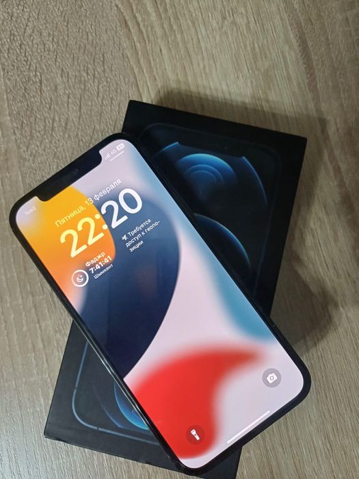 Продается айфон 12 про