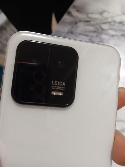 Vând xiaomi 13 leica