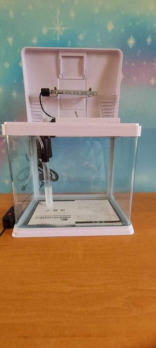 Новые  аквариумы   10 и 12 литров