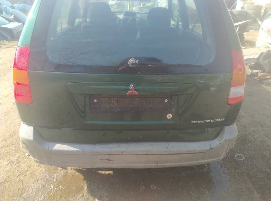 Мицубиши спейс стар