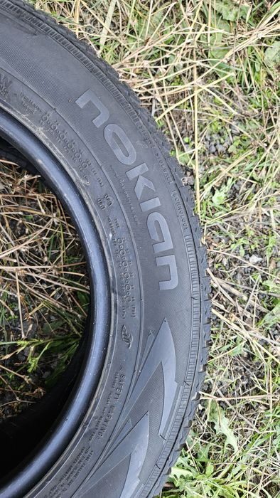 2бр гуми 215 60 16 нокиан