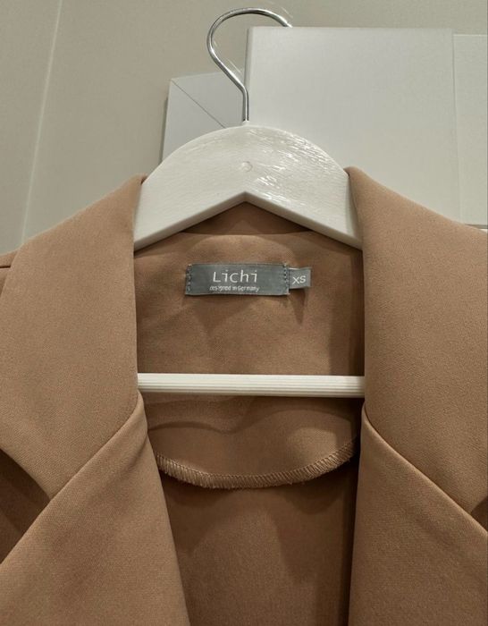 Платье-пиджак Lichi