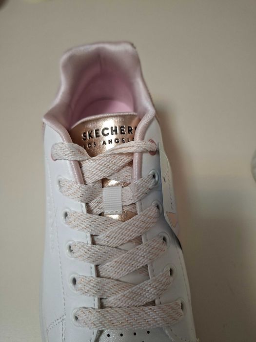 Дамски нови маратонки Skechers