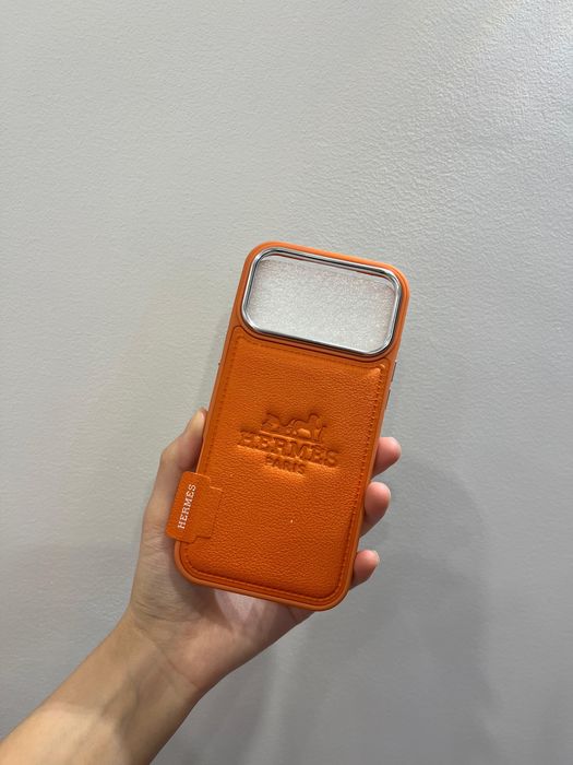 Чехлы на айфон премиальные