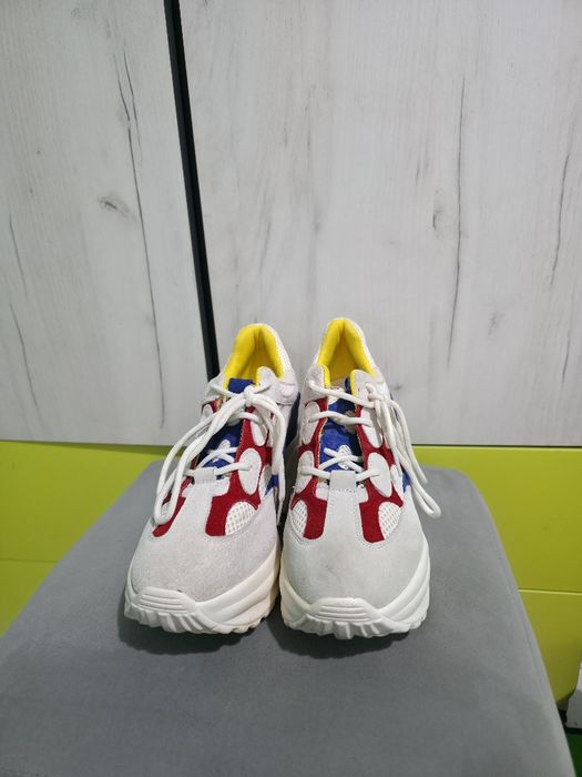 Дамски маратонки на платформа