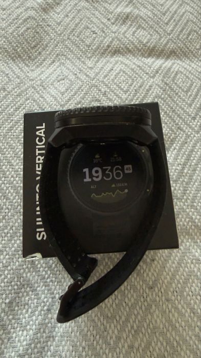 Suunto vertical