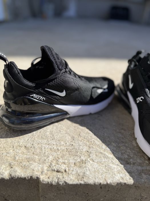 Nike Air Max  270