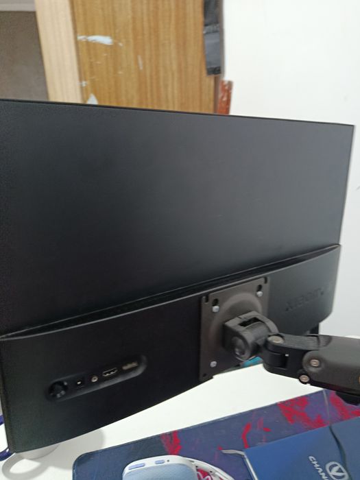 Монитор 24 дюйма