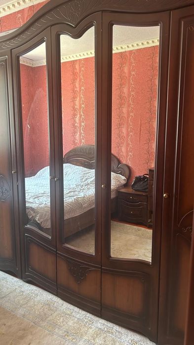 Спальный гарнитур