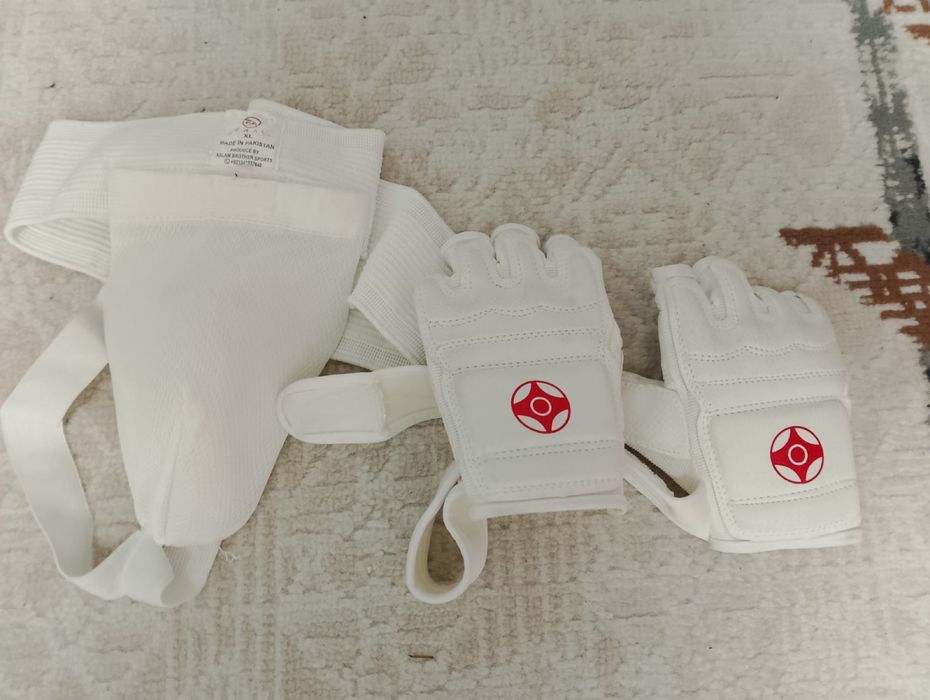 Продам кимано каратэ