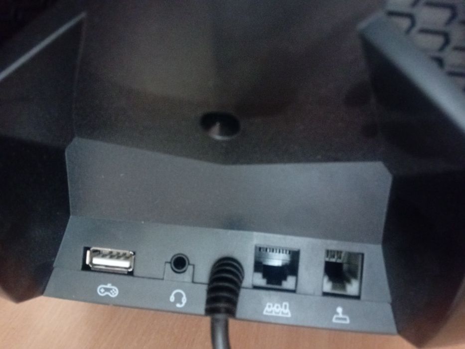 Продам игровой руль PXN 9