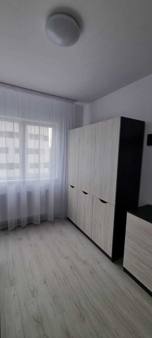 Inchiriez garsoniera