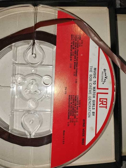 Vand banda magnetofon,doua benzi originale inregistrate