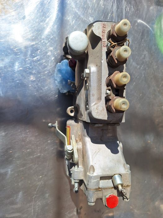 Дизелова инжекционна помпа PZL Mielec P24-22/1 – ретро, трактор/камион