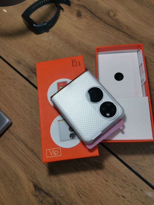 Телефон раскладушка VIP/Servi   P 21