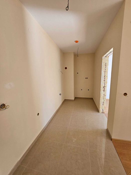 Продава се Тристаен апартамент в к.к. Пампорово - 88 кв.м за 741 €/кв.м - Снимка #1