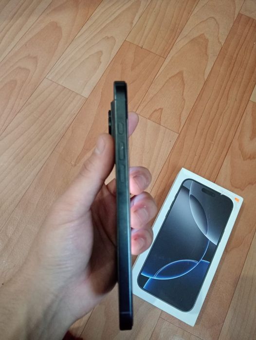 Iphone 16 pro max E sim