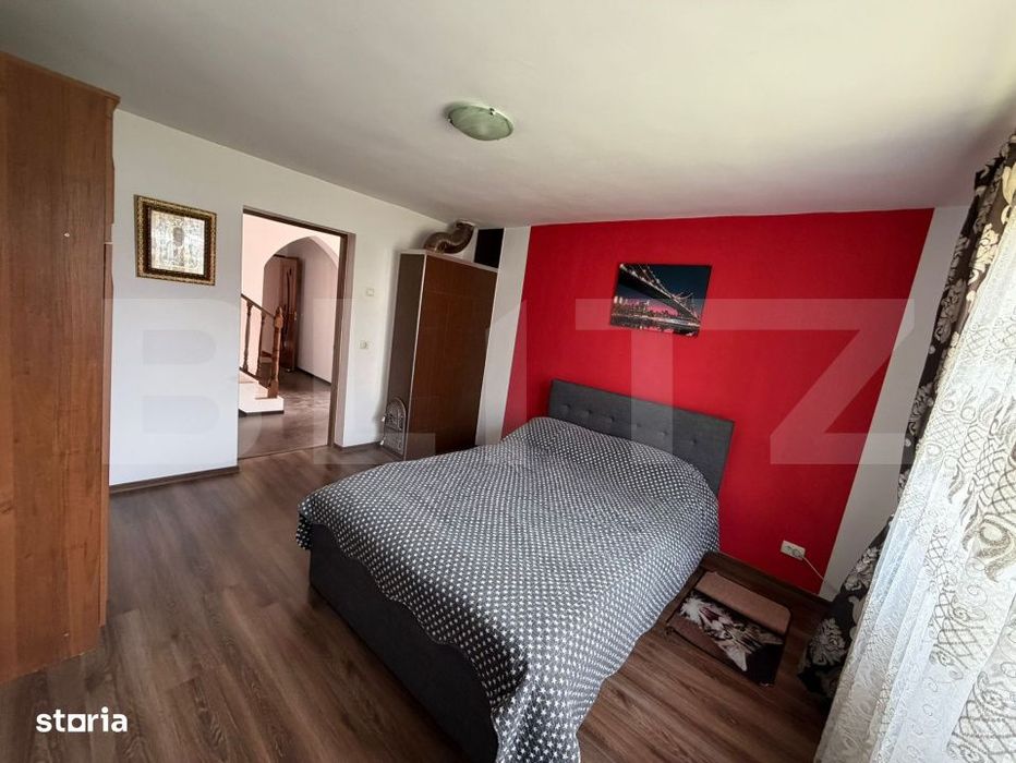 Casa 5 camere, 21 ari teren, zona Darmanesti