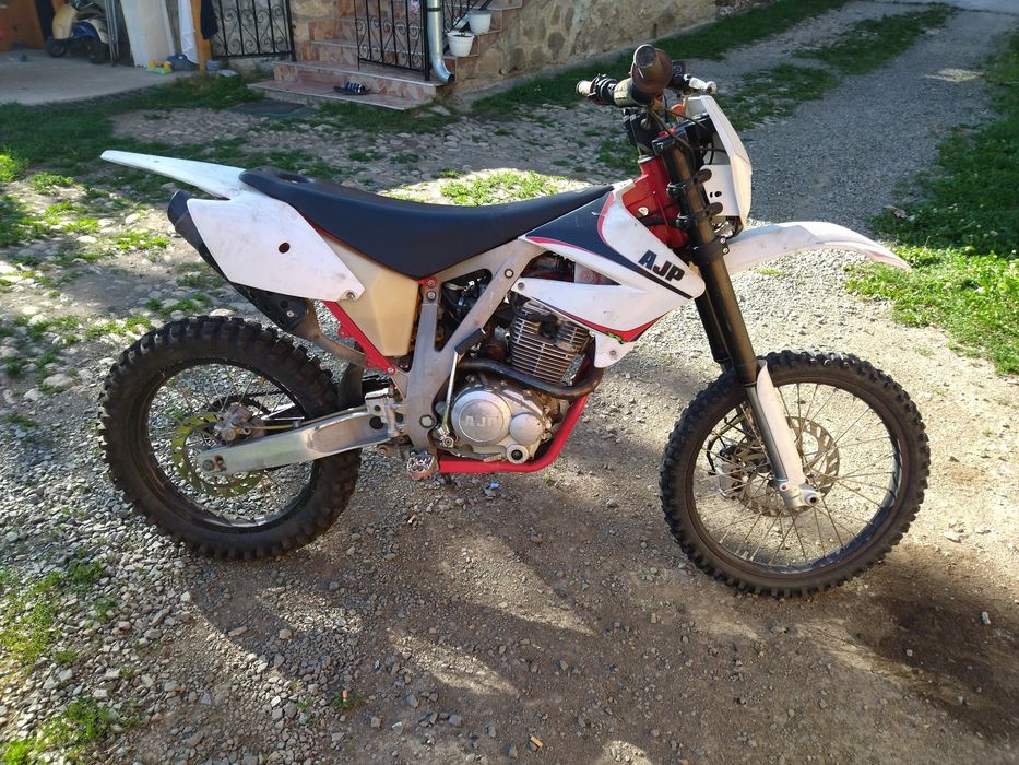 Motocros AJP  PZ 3 motor 125cc