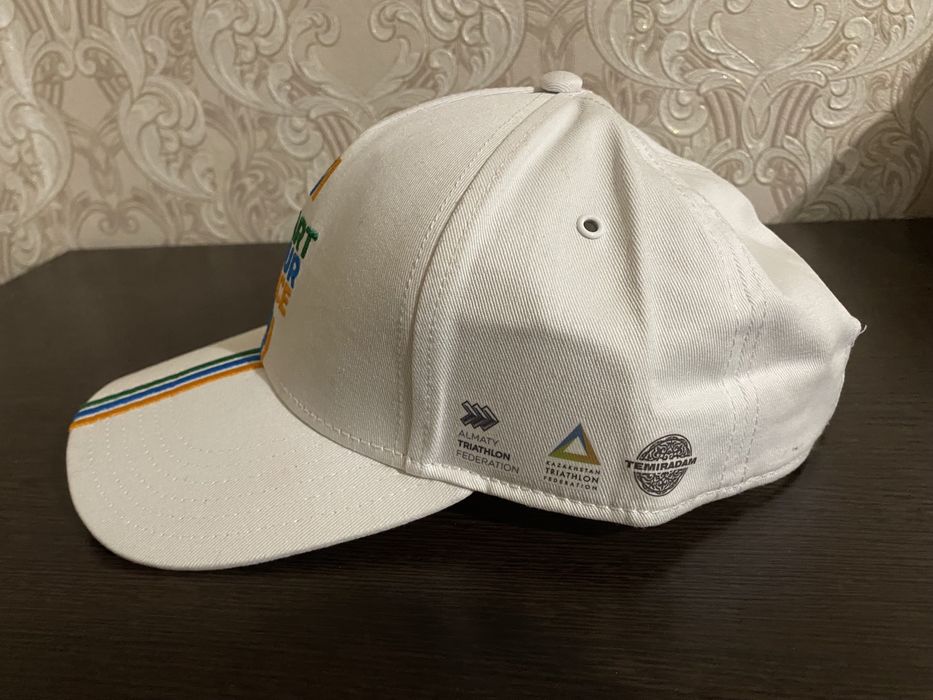 Кепка бейсболка новая