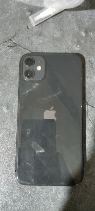 Обмен айфон 11 64гб 100% АКБ и часы