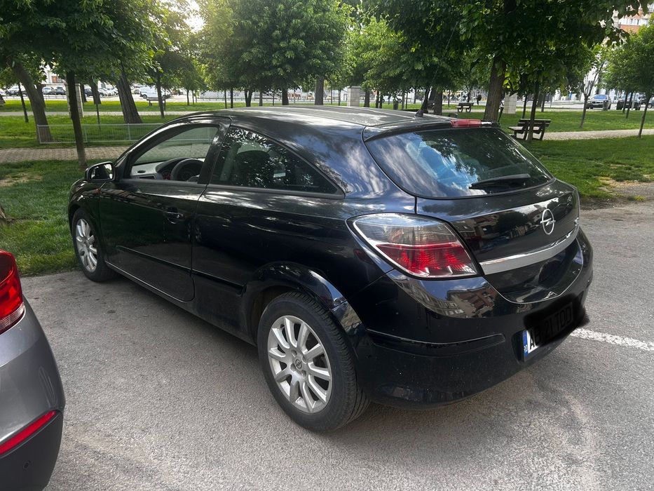Autoturism Opel Astra