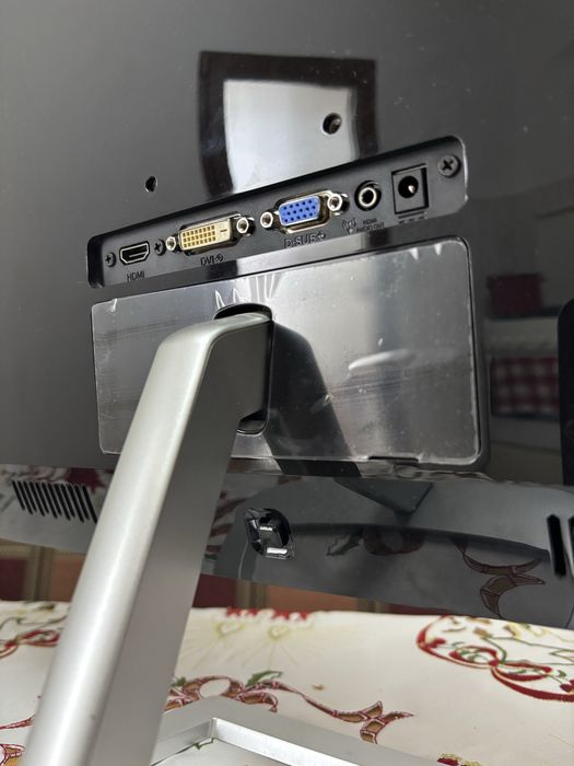 Monitor philips IPS Full HD 75hz