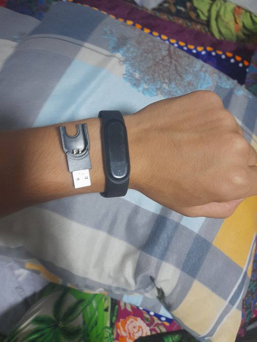 Smart watch & telefonga boĝlanadi