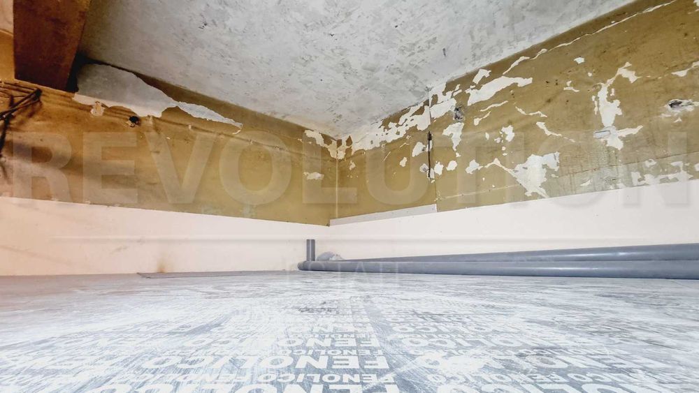 Продава се Тристаен апартамент в София, Център - 92 кв.м за 2060 €/кв.м - Снимка #11