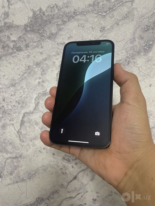 Iphone 12 sotiladi  128 gb