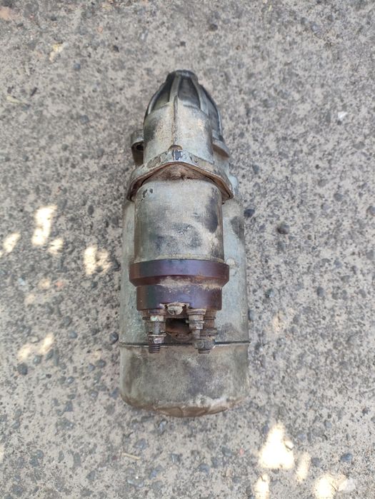 Стартер ЗИЛ 12 вольт