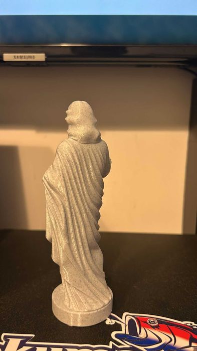 Statueta Isus Hristos decorativa printata 3D finisaj tip piatra