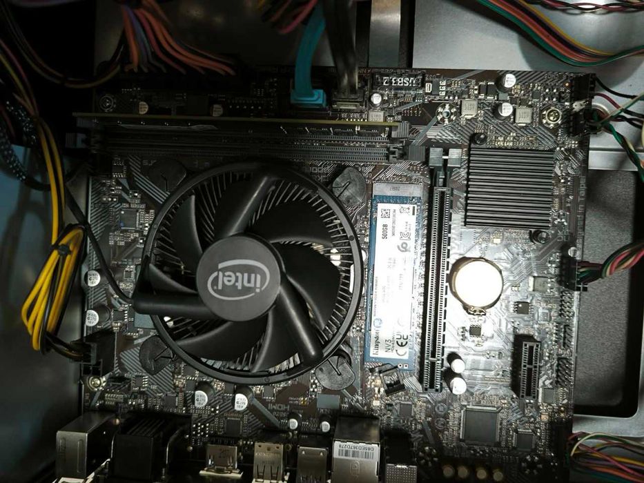 Unitate i3 10300 ,16G DDR4, 500G nv2 (HDD 2T )
