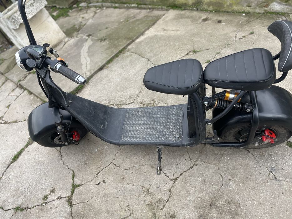 Vand scuter electric bine intretinut