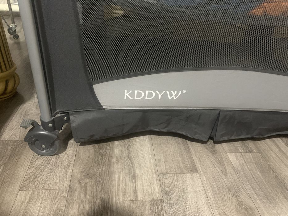 срочна продам манеж кровать 4 и 1