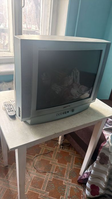 Продам телевизор